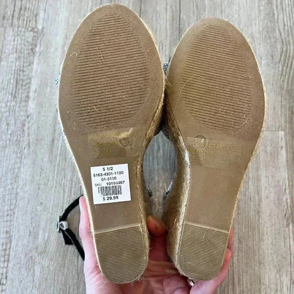 Womens Wild Diva Bowtie Wedges - 5.5 - Picture 8 of 8